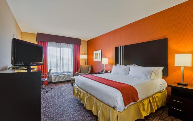 Holiday Inn Express & Suites Alpine Southeast by IHG