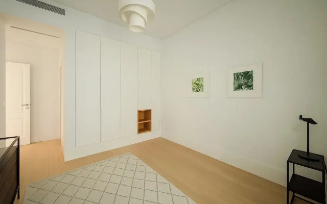 2bed flat with Balcony in Central Lisbon