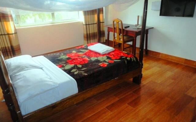 Entebbe Flight Motel