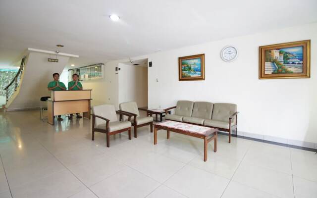 Airy Kuningan Karet Pedurenan 68 Jakarta