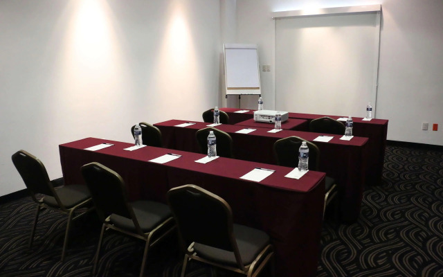 Radisson Poliforum Plaza Hotel Leon