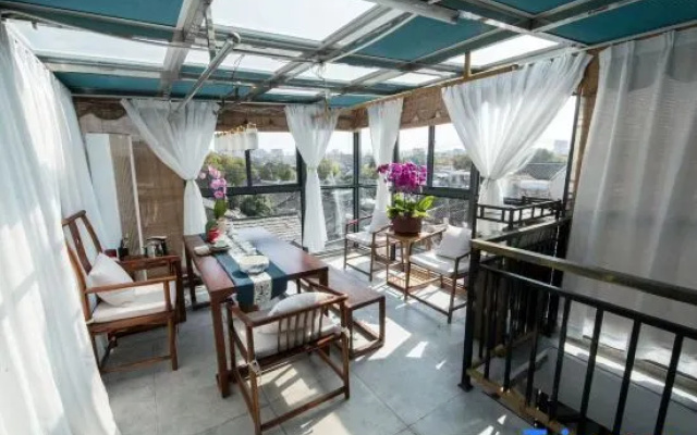 Yingqing Bieyuan Homestay (Yangzhou Dongguan Street)