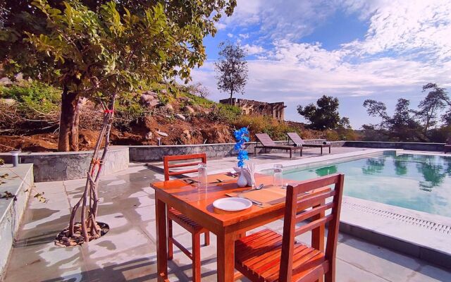 Takhat Villa by ShriGo Hotels