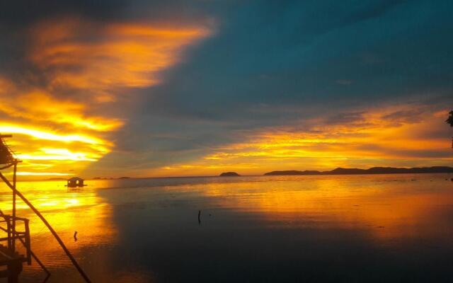 Alam Indah Busuanga Beach Villas