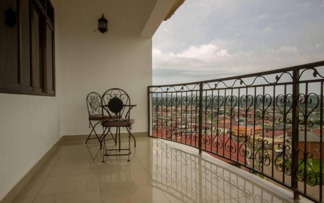 Reinah Tourist Hotel