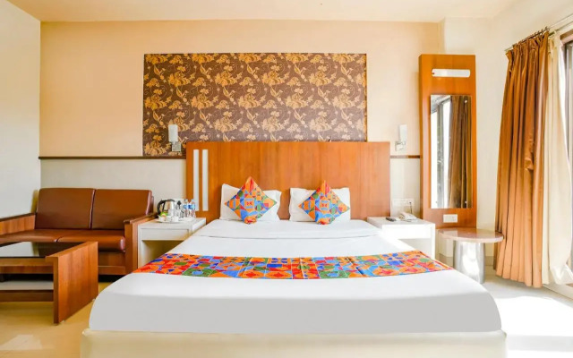 FabHotel Devanshi Inn