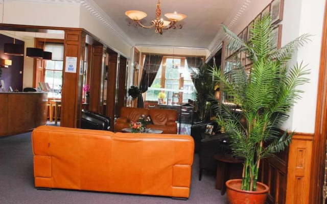 Birnam Guest House