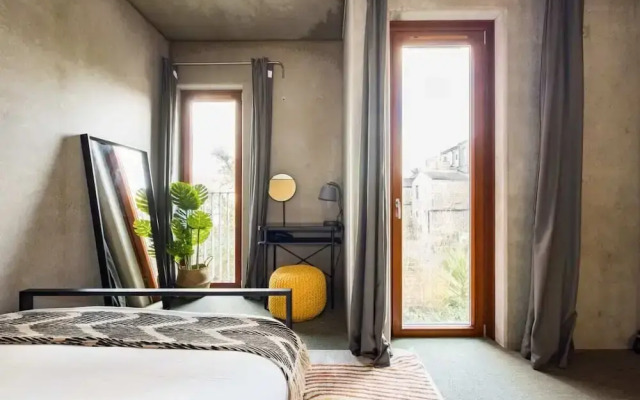 The Victoria Park Sanctuary - Stunning 2bdr Flat