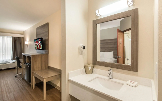 Red Roof Inn Panama City