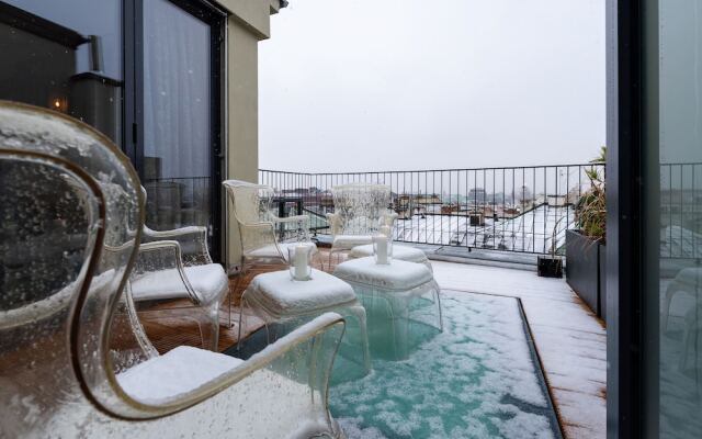 EMPIRENT Rose Apartments