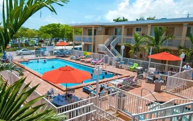 Sandcastle Beach Club