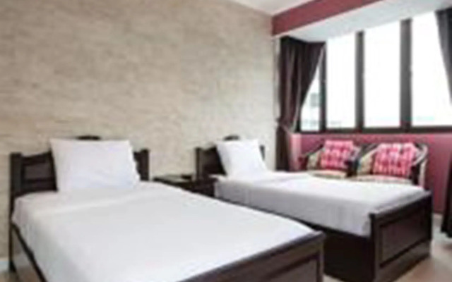 Omni Tower Syncate Suites