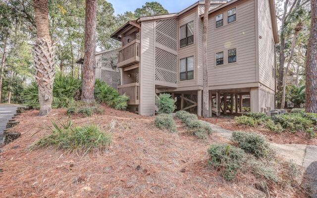 Moorings 71-72 by Vtrips