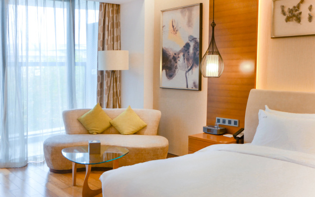 Holiday Inn Nanjing Xuanwu Lake by IHG – Guest Rooms – Nanjing