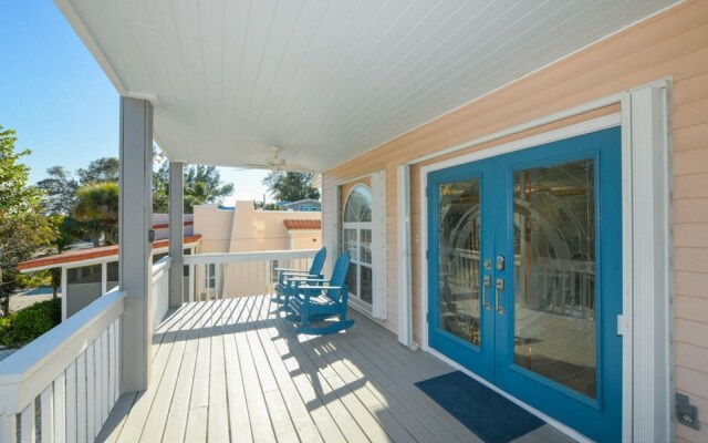 The Deckhouse by AMI Locals