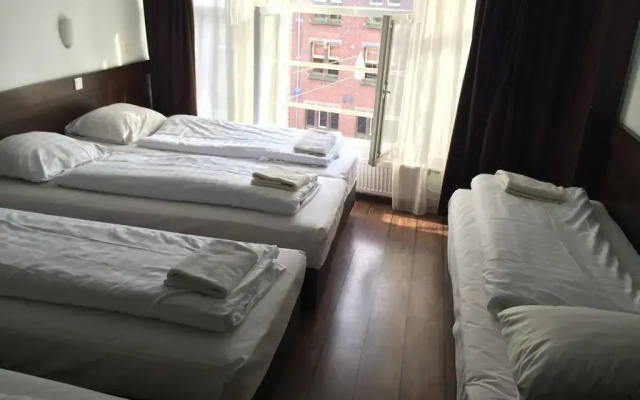 Damrak Inn