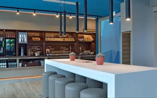 B&B Hotel Stuttgart-Neckarhafen