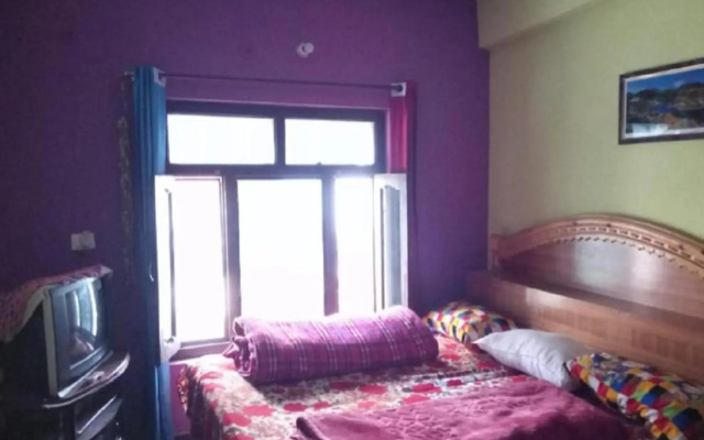 StayApart Mount Kailash Guest House