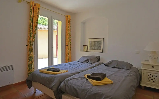Cozy Villa in Fayence with Swimming Pool