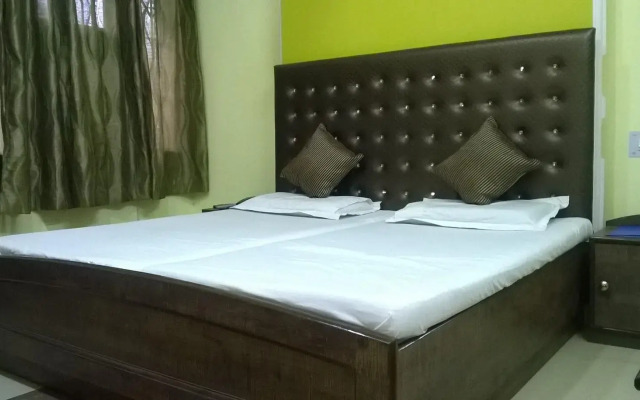 Motel Divine International