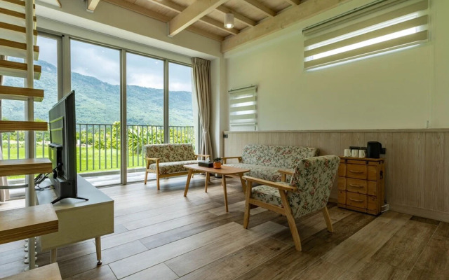 Jing Shuhu B&B