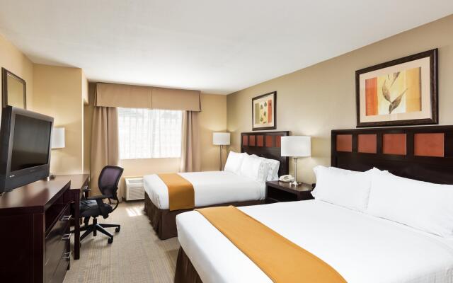 Holiday Inn Express Palestine by IHG