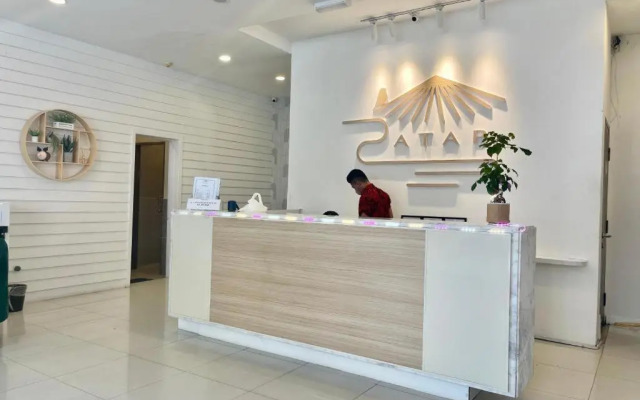 Atap Hotel