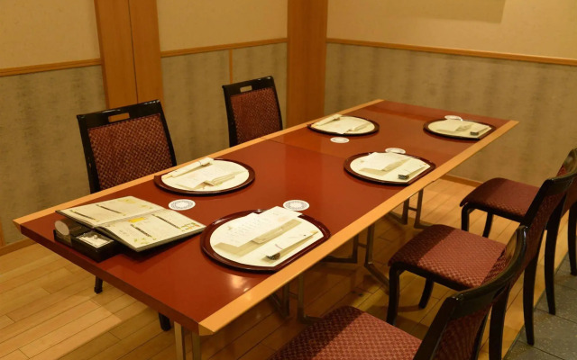 Shin Yokohama Grace Hotel