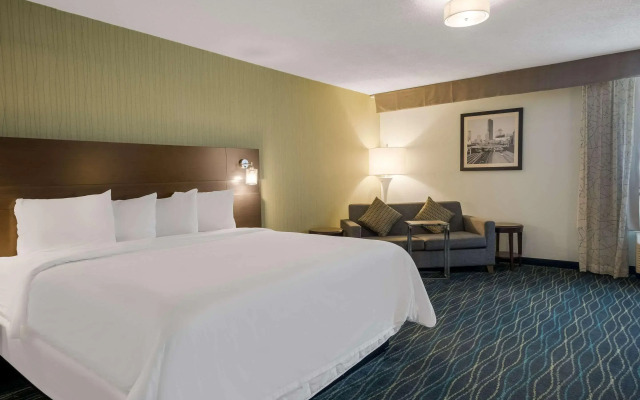 Radisson Hotel Grand Rapids Riverfront