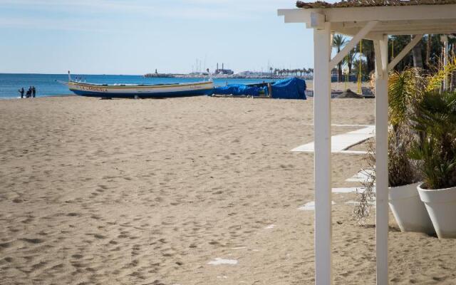 Holidays2Torremolinos Carihuela
