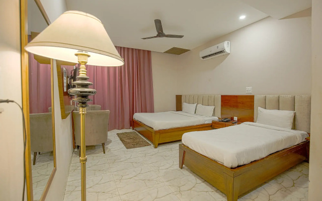Fabhotel Stevia