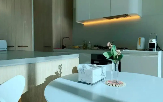 Skygarden Luxury Condo