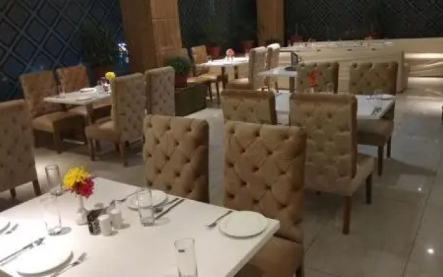 Hotel Pacific