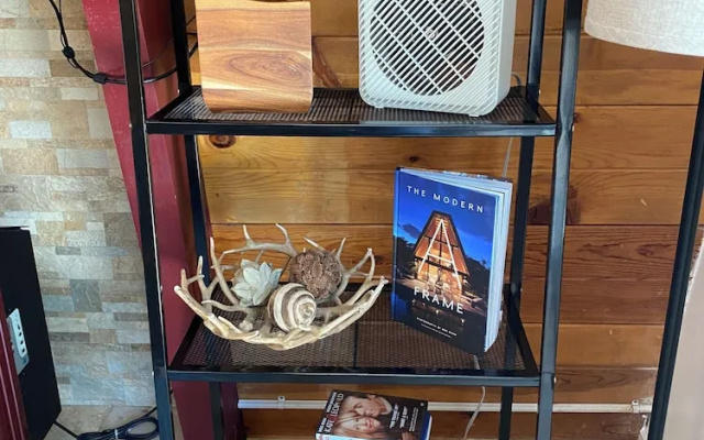 The Cozy Bear Cabin
