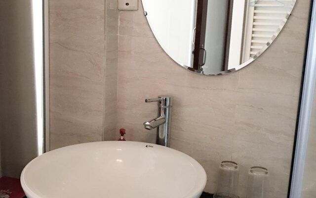 Ruby Hotel