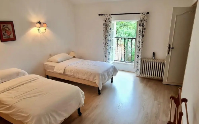 Beautiful Holiday Home With Private Pool