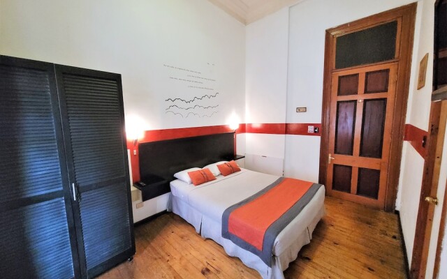 Maki Hostels & Suites Valparaiso