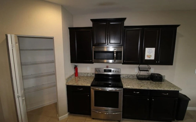 4BR 3BA House in Miami by ASVR-12748