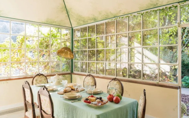 Charming 1BR Suite in Revislate