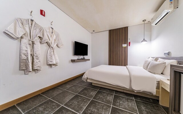 Chungju The Inners Hotel