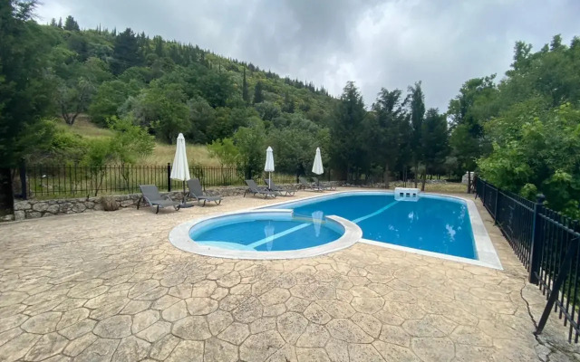 Apanema Lefkada
