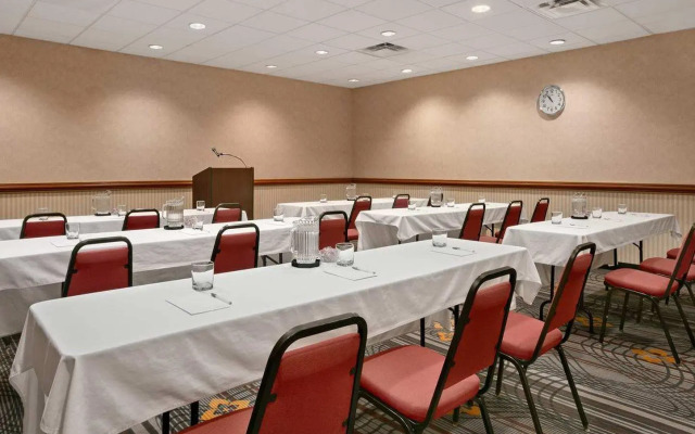 Hampton Inn & Suites Detroit/Sterling Heights