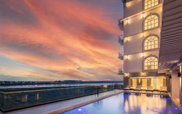 Eastin Hotel Vientiane