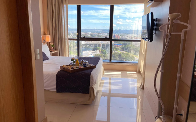 Cullinan Hplus Premium