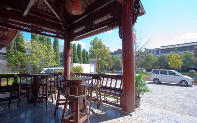 Lijiang Old Town Suiyue Stage Inn