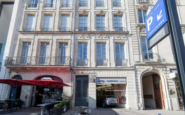 Studio triangle d'Or