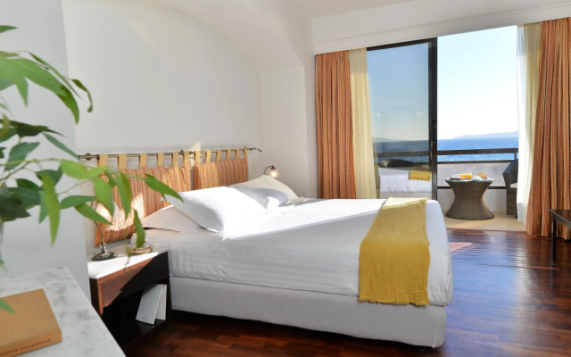 Limira Mare Hotel