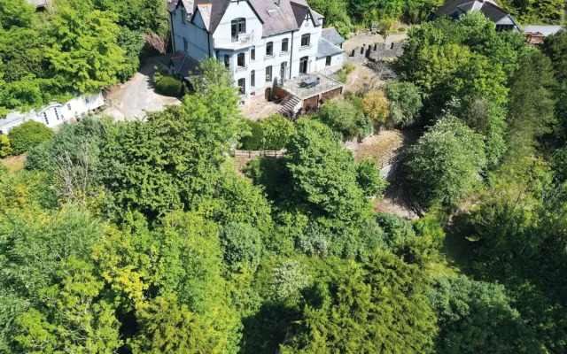Pendine Manor - 9 Bedroom Manor House - Pendine