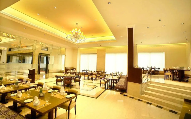 PR Grand Guindy