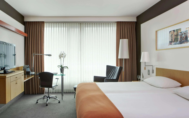 Steigenberger Airport Hotel Amsterdam Hotel